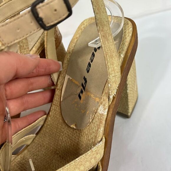 Y2K Bee Fly chunky heels size 7 - Picture 10 of 16